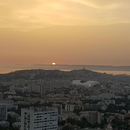 Superbe Appartement 2 Chambres Avec Vue Sur La Mer Et La Montagne مارسيليا المظهر الخارجي الصورة
