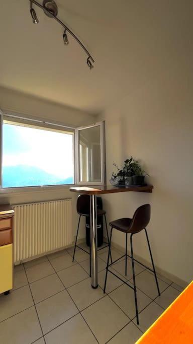 Superbe Appartement 2 Chambres Avec Vue Sur La Mer Et La Montagne مارسيليا المظهر الخارجي الصورة